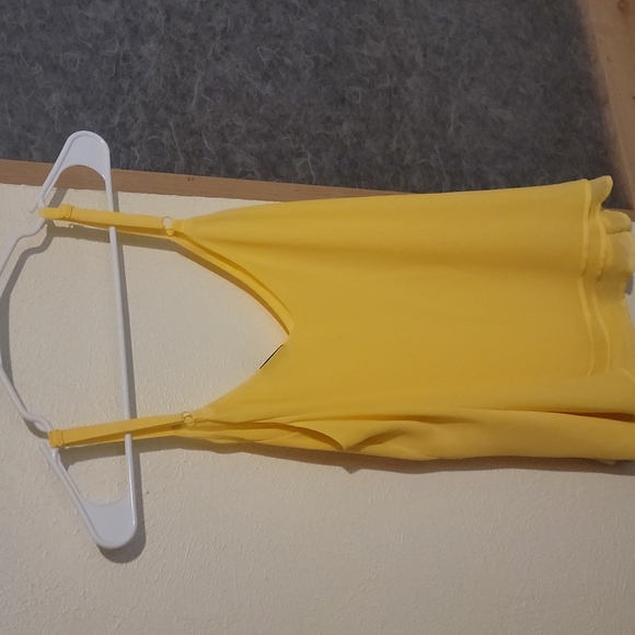 Top - Picture 3 of 4